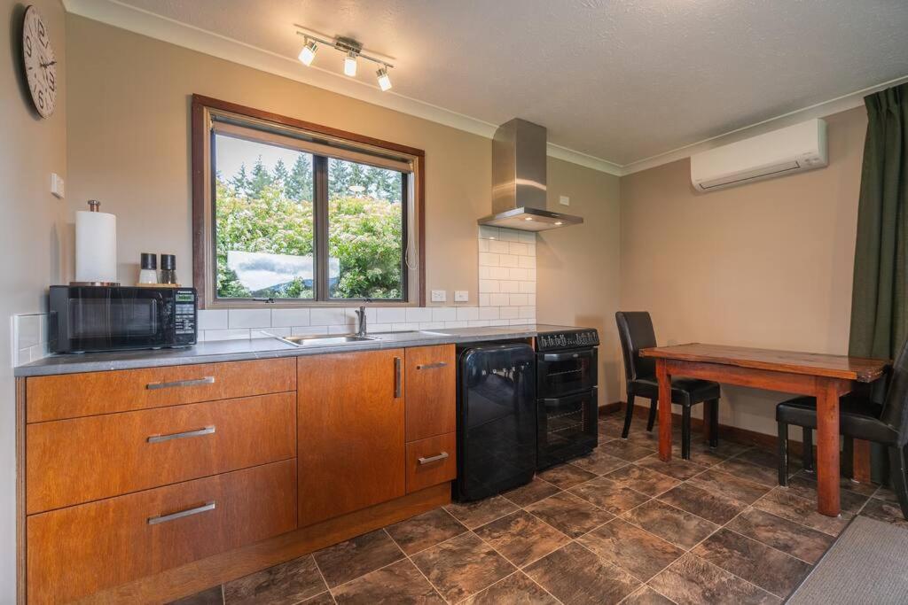 Te Anau Cottage Zewnętrze zdjęcie